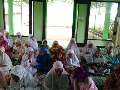 Keputrian Jumat Barokah