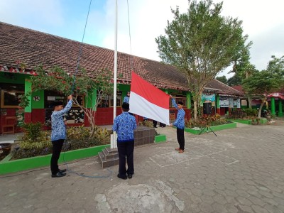 Pengibaran Bendera